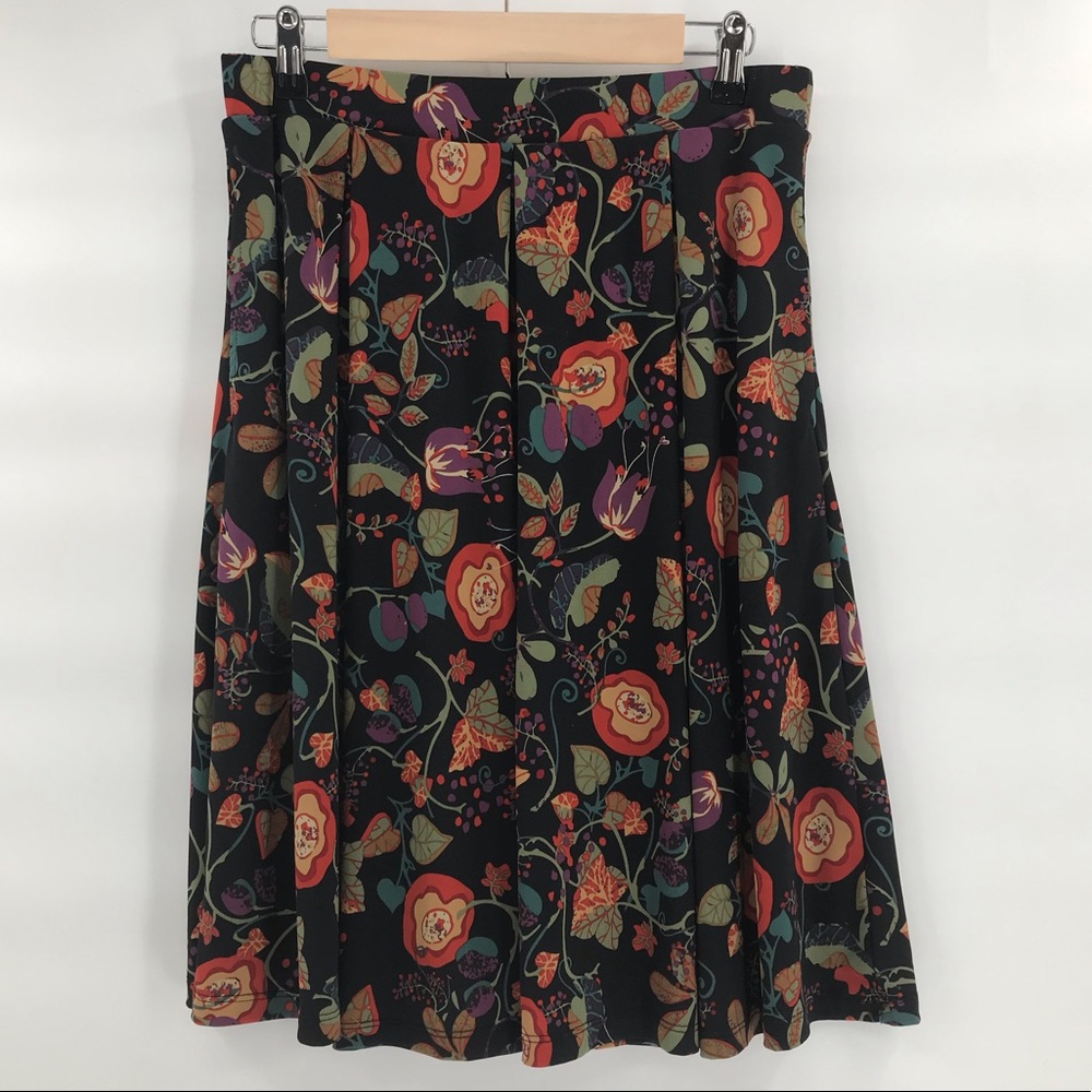 LULAROE Madison Scandinavian print SzM